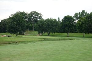 Brookside 5th Approach